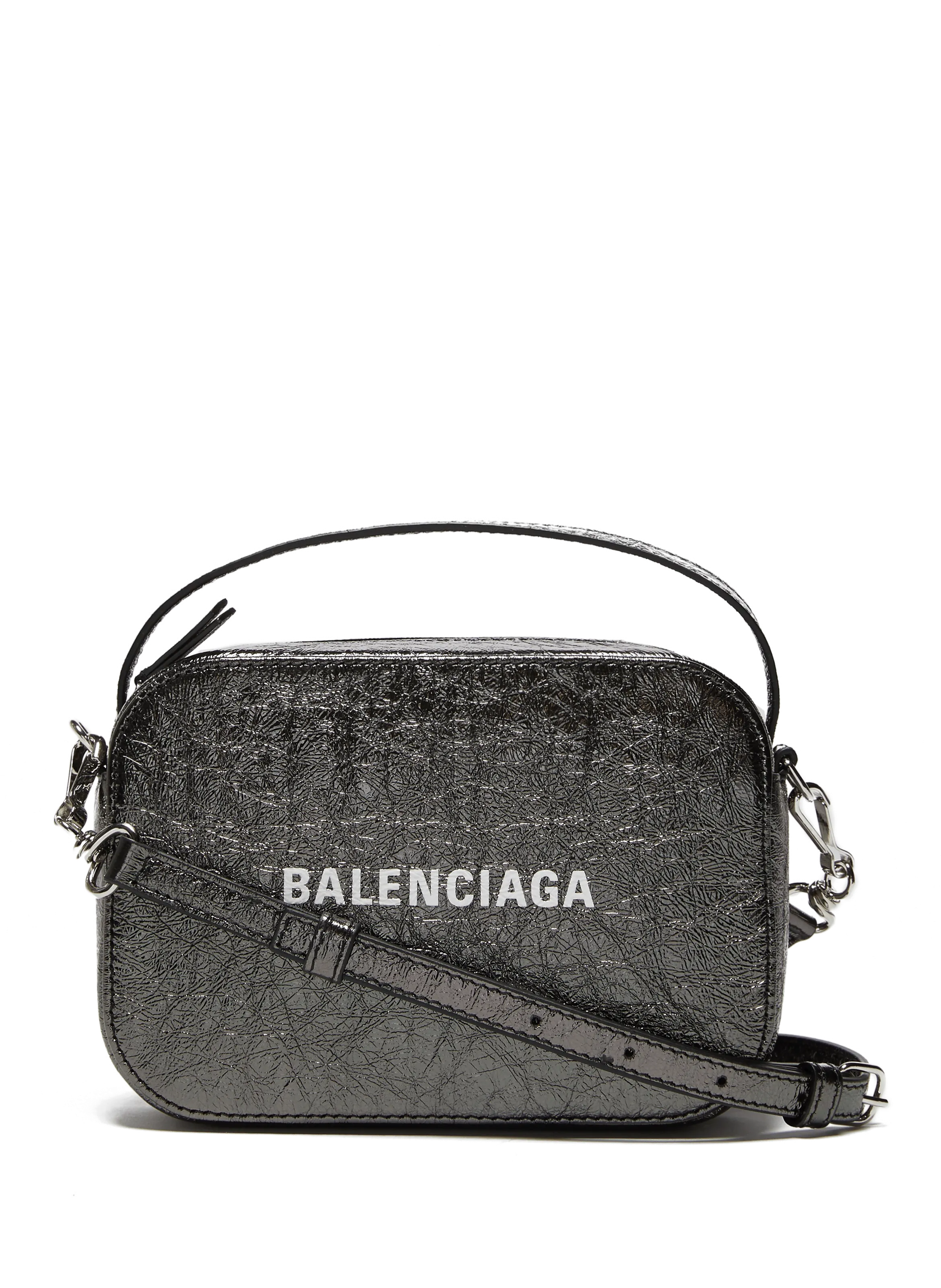 BALENCIAGA  Sac Camera Everyday XS en cuir - Noir