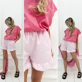 Short rose et blanc rayé